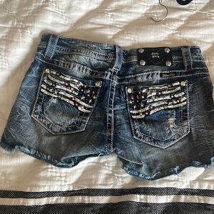 Miss Me shorts barely worn